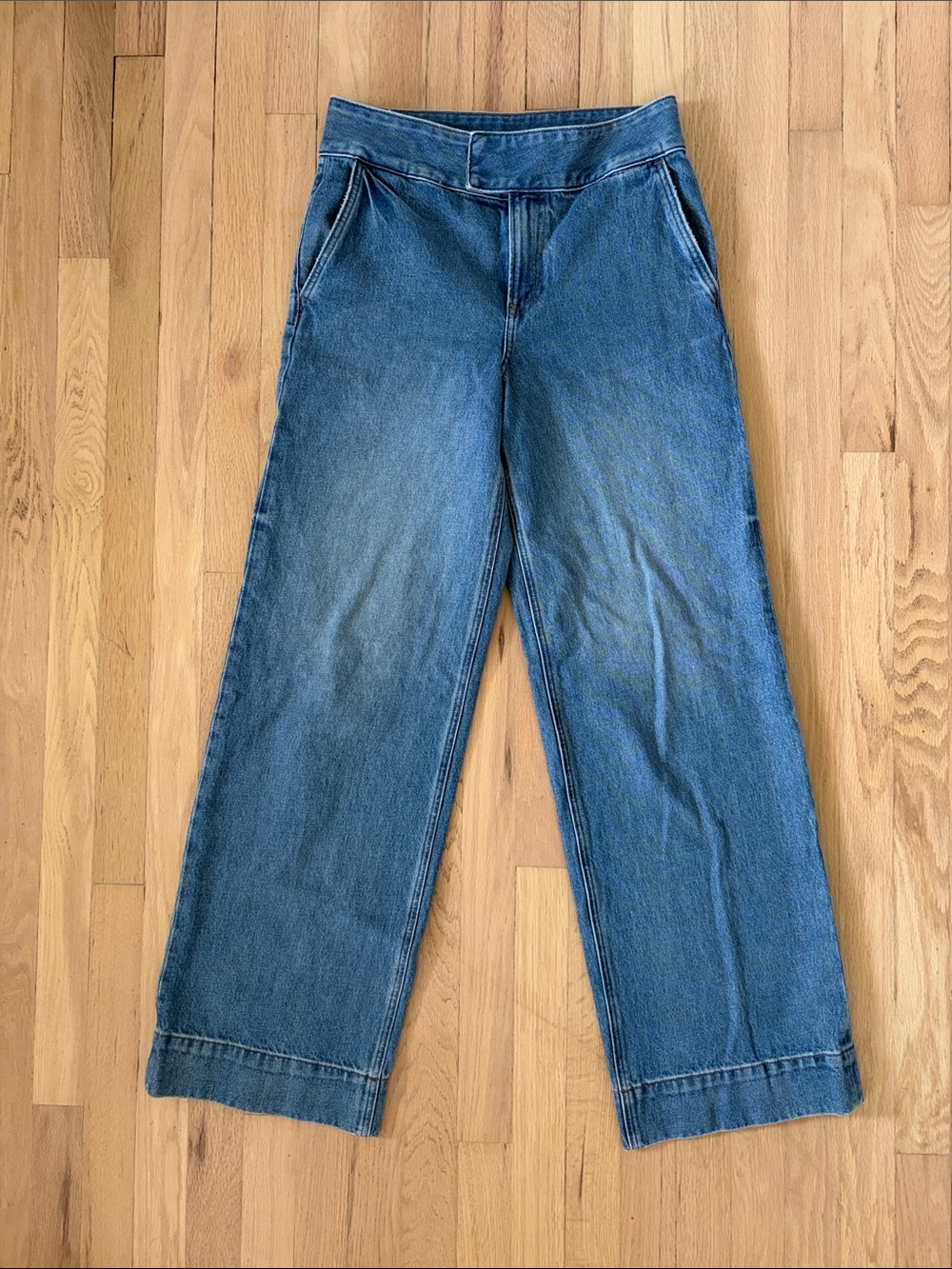 Express Wide Leg Women’s Jeans in Blue